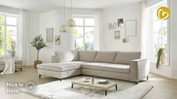 Großes offenes Wohnzimmer mit großem Sofa und Longchair
